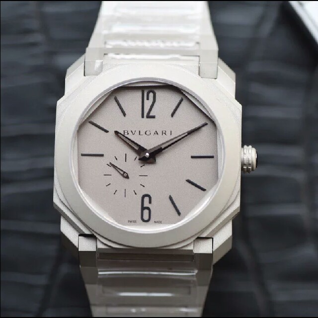 スーパー コピー ブライトリング 時計 100%新品 - BVLGARI - ブルガリ オクト BG041S 裏スケ 自動巻ホワイトメンズ 腕時計の通販 by フミオ's shop｜ブルガリならラクマ