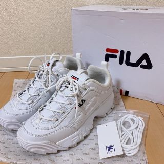 フィラ(FILA)の箱・タグ・換え紐付き!!FILA DISRUPTOR2❤︎(スニーカー)