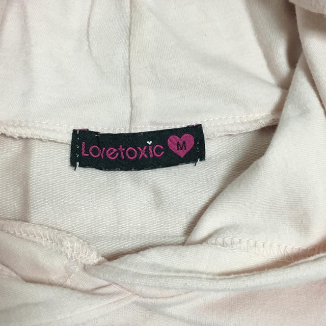 lovetoxic(ラブトキシック)のラブトキノースリーブパーカーM キッズ/ベビー/マタニティのキッズ服女の子用(90cm~)(Tシャツ/カットソー)の商品写真