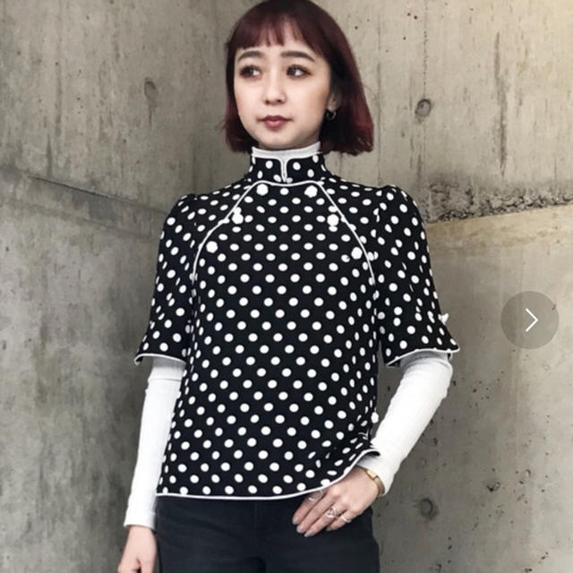 G.V.G.V.(ジーヴィジーヴィ)の【G.V.G.V】HIGH NECK BLOUSE レディースのトップス(シャツ/ブラウス(半袖/袖なし))の商品写真