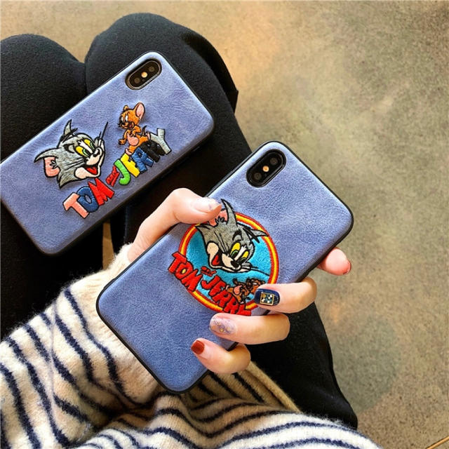 【新品】トムとジェリー iPhoneカバー 刺繍の通販 by キラさん｜ラクマ