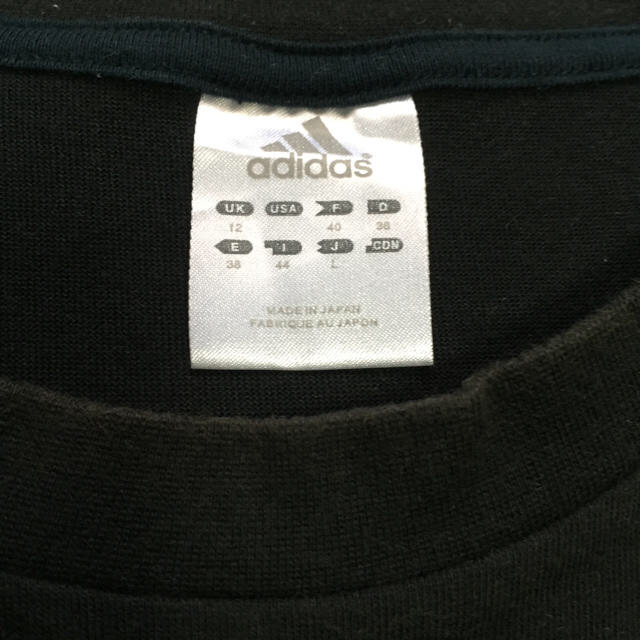 adidas(アディダス)のアディダス ブラックＴシャツ メンズのトップス(Tシャツ/カットソー(半袖/袖なし))の商品写真