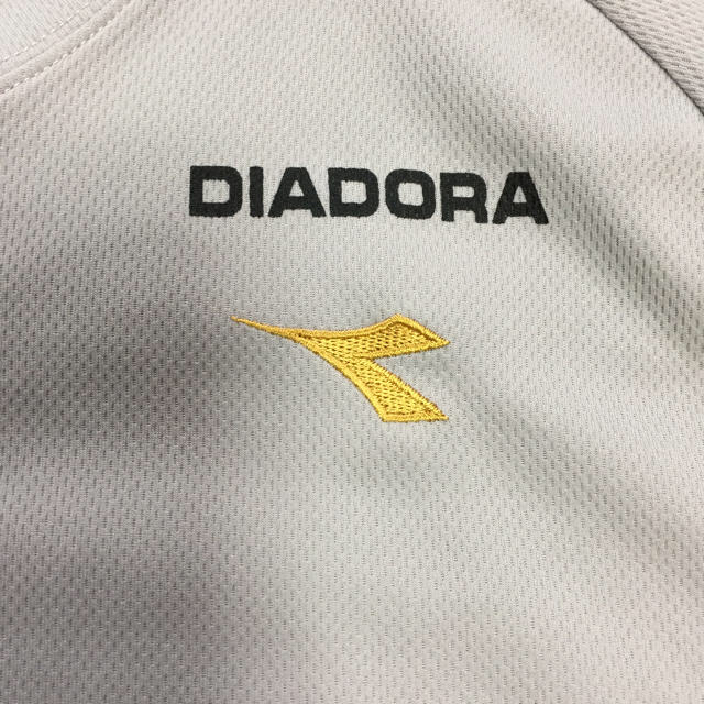 DIADORA(ディアドラ)の【専用出品】ディアドラ Tシャツ【美品】 スポーツ/アウトドアのサッカー/フットサル(ウェア)の商品写真