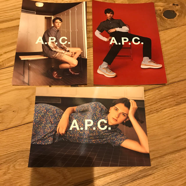 A.P.C(アーペーセー)の値下げ   APC ポストカード 2018秋冬 エンタメ/ホビーの声優グッズ(写真/ポストカード)の商品写真