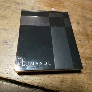 ルナソル(LUNASOL)のLUNASOL * スキンモデリングアイズ 02(アイシャドウ)