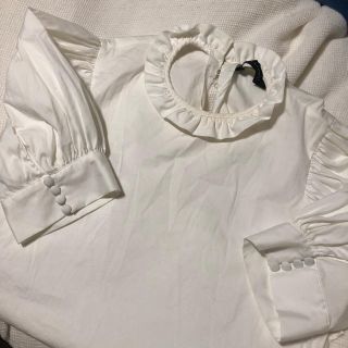 ザラ(ZARA)のzara パフスリーブブラウス(シャツ/ブラウス(半袖/袖なし))