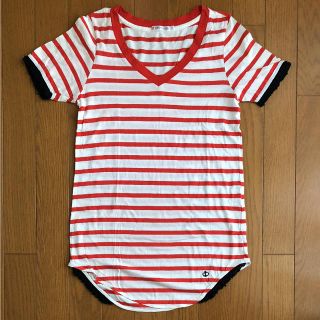 ユニクロ(UNIQLO)のユニクロ★Vネック★ボーダーTシャツ★白&赤★  (Tシャツ(半袖/袖なし))