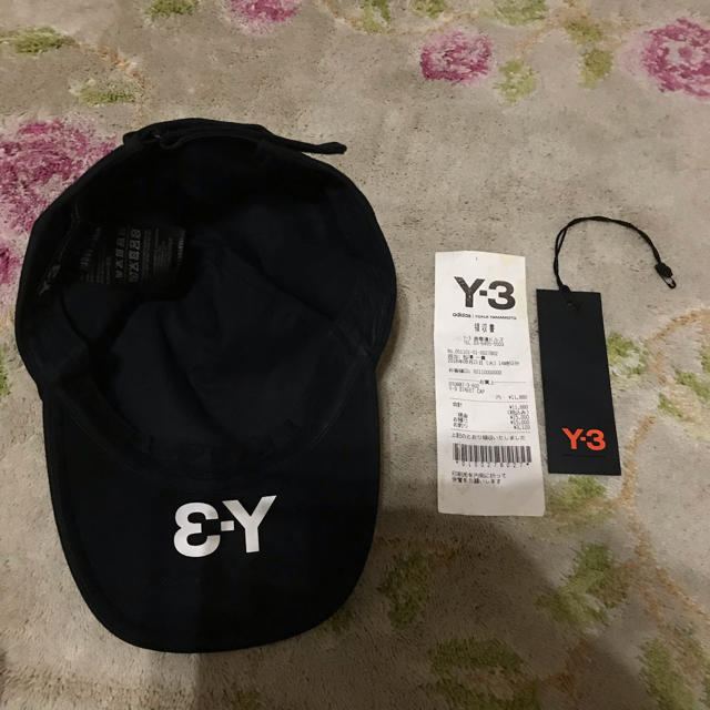 Y-3(ワイスリー)のy-3 キャップ 帽子 ヨウジヤマモト adidas アディダス ブラック メンズの帽子(キャップ)の商品写真