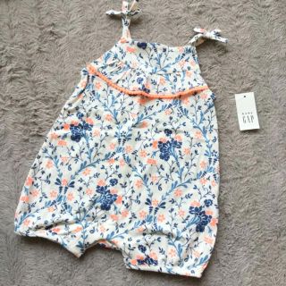 ベビーギャップ(babyGAP)の新品♡babygap 花柄&肩リボンロンパース 60(ロンパース)