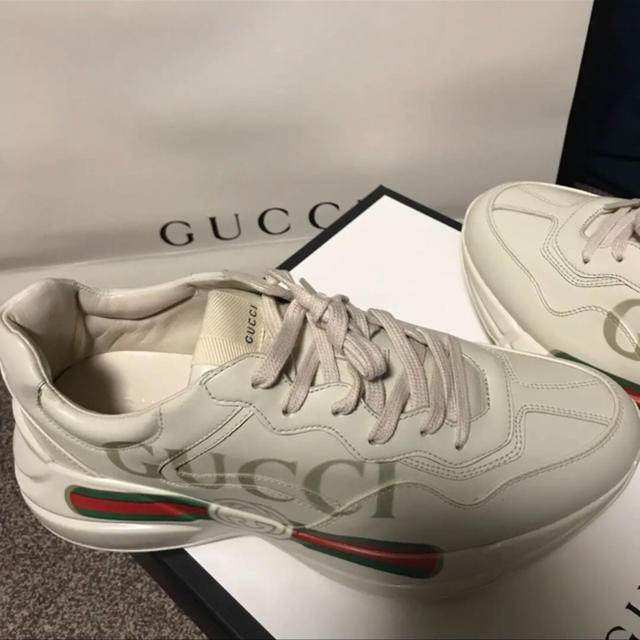 60%OFF】 Gucci GUCCIのダッドスニーカー。 - スニーカー - kajal.pl