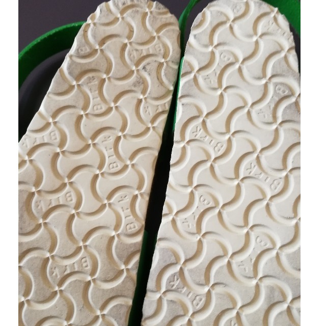 BIRKENSTOCK(ビルケンシュトック)のBirkenstock  
ビルケンシュトック
◆サンダル
アンクルベルトタイプ レディースの靴/シューズ(サンダル)の商品写真
