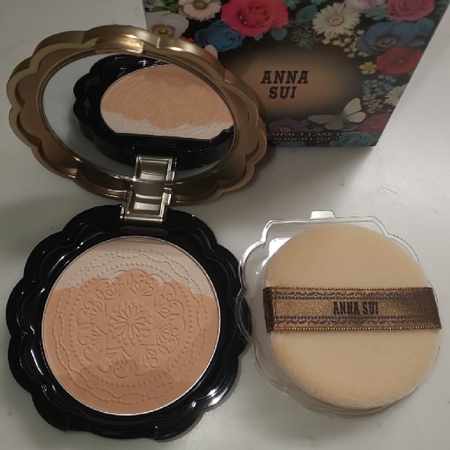 ANNA SUI(アナスイ)の⭐️新品未使用⭐️ANNA SUIパウダー コスメ/美容のベースメイク/化粧品(フェイスパウダー)の商品写真