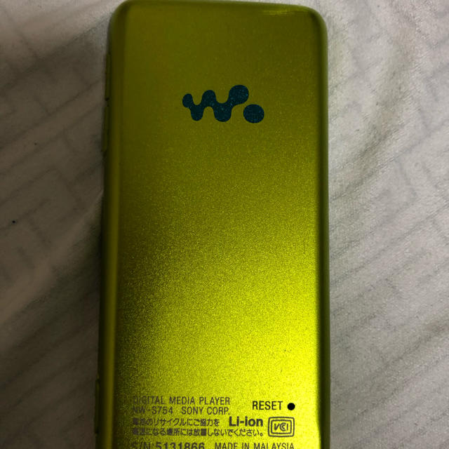 WALKMAN(ウォークマン)のSONY ウォークマン NW-S754k グリーン スマホ/家電/カメラのオーディオ機器(ポータブルプレーヤー)の商品写真