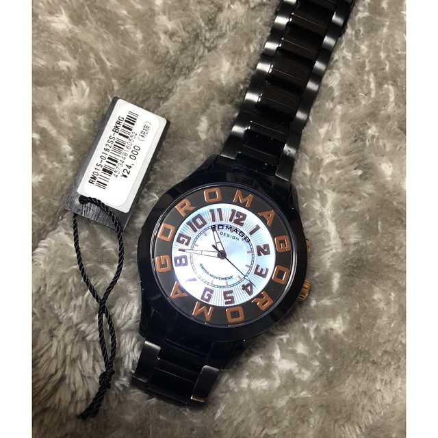【新品】Romago ホワイト ロゴ 腕時計 黒 メンズ レディース モニター の通販 by みいたろ's shop｜ラクマ