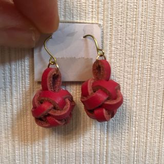  ハンドメイド ピアス(ピアス)