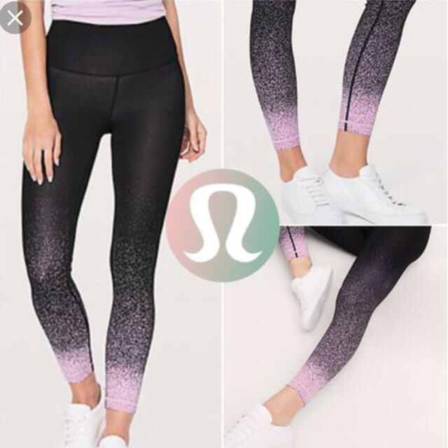 lululemon(ルルレモン)のお値引き中❤︎ルルレモン レギンス Vintage Pink   スポーツ/アウトドアのトレーニング/エクササイズ(ヨガ)の商品写真