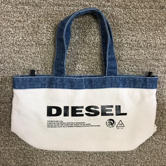 DIESEL(ディーゼル)のDIESEL ☆ キャンバスミ二 トートバッグ レディースのバッグ(トートバッグ)の商品写真