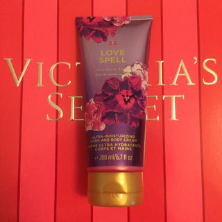 ヴィクトリアズシークレット(Victoria's Secret)のハンド&ボディクリーム(ボディクリーム)