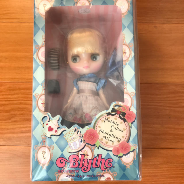 ミディ ブライス ペブルケーキ&シュリンキングアリス ミディ ブライス ペブルケーキ&シュリンキングアリス