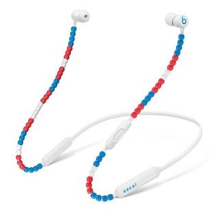 サカイ(sacai)のsacai x Beats BeatsX イヤフォン 白 国内正規品(ヘッドフォン/イヤフォン)