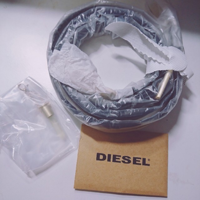 DIESEL(ディーゼル)の【新品未使用】DIESEL デニムバッグ レディースのバッグ(ショルダーバッグ)の商品写真