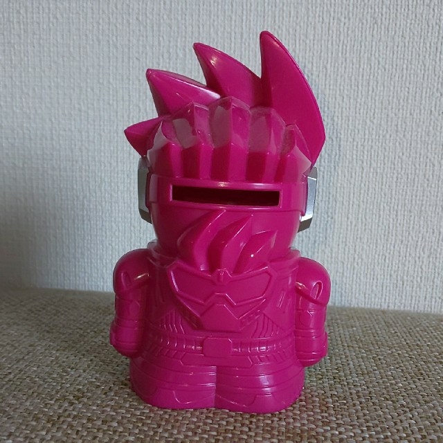 仮面ライダー エグゼイド 貯金箱 エンタメ/ホビーのおもちゃ/ぬいぐるみ(キャラクターグッズ)の商品写真