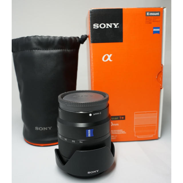 SONYカールツァイス E 16-70mm F4 SEL1670Z666x75mm重量