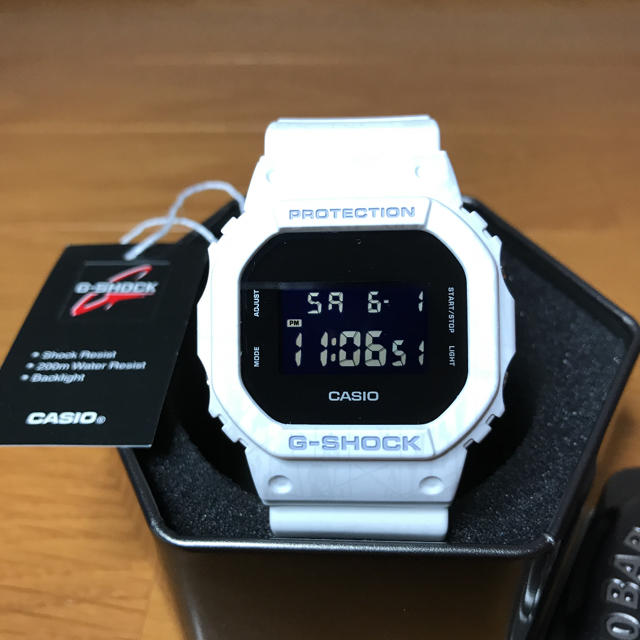 CASIO - 【カシオ】G-SHOCK  DW-5600SL-7DR 未使用品の通販 by tori50haplac's shop｜カシオならラクマ