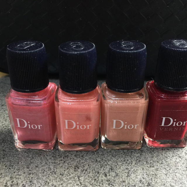 Dior(ディオール)のdiorミニマニキュアセット コスメ/美容のネイル(マニキュア)の商品写真