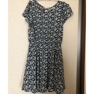 マジェスティックレゴン(MAJESTIC LEGON)の花柄 ワンピース(ひざ丈ワンピース)