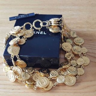 シャネル(CHANEL)の専用　sale　ヴィンテージCHANEL　レア　4連ネックレス(ネックレス)