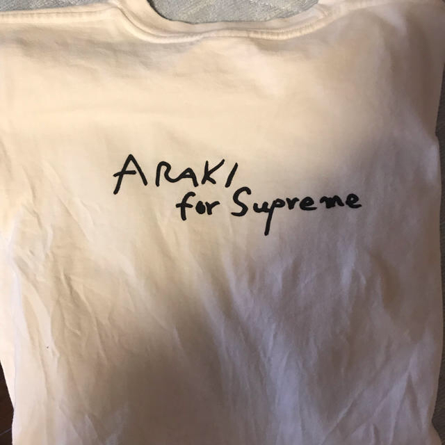 Supreme(シュプリーム)のSupreme Araki Tシャツ メンズのトップス(Tシャツ/カットソー(半袖/袖なし))の商品写真