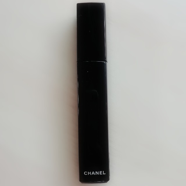 CHANEL(シャネル)のCHANEL ピンクグロス コスメ/美容のベースメイク/化粧品(リップグロス)の商品写真