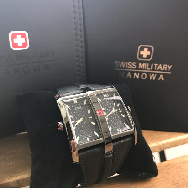 SWISS MILITARY - SWISS MILITARY HANOWA   スイスミリタリー 腕時計の通販 by Rina❤︎  ｜スイスミリタリーならラクマ