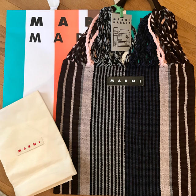 Marni(マルニ)の即日完売☆マルニマーケットハンモックバック レディースのバッグ(ハンドバッグ)の商品写真