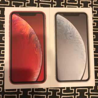 アップル(Apple)のドコモ  iPhone xr 128gb  ホワイト レッド docomo(スマートフォン本体)