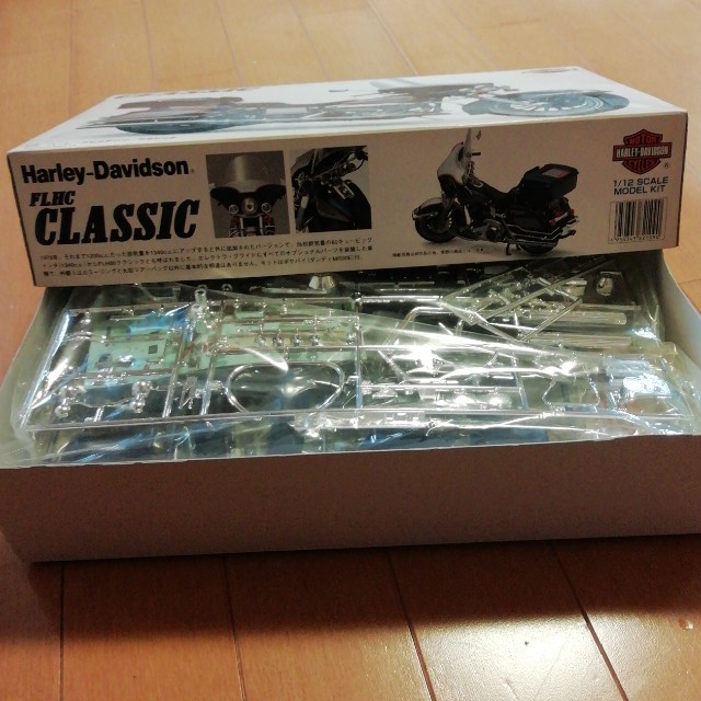 値下げ　Harley Davidson  FLHC  CLASSICプラモデル 自動車/バイクのバイク(その他)の商品写真