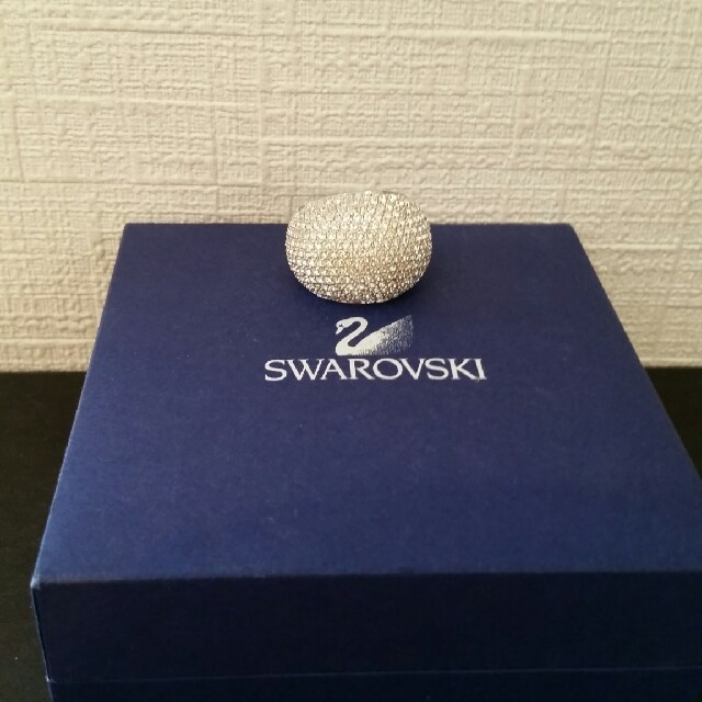 SWAROVSKI(スワロフスキー)のお客様専用スワロフスキー　銀色リング　指輪 レディースのアクセサリー(リング(指輪))の商品写真