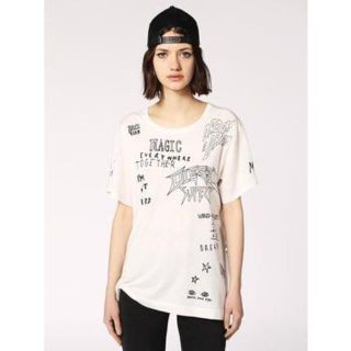 ディーゼル(DIESEL)の美品DIESELディーゼルT-HELOS刺繍Tシャツ★サイズXS白★X18(Tシャツ(半袖/袖なし))