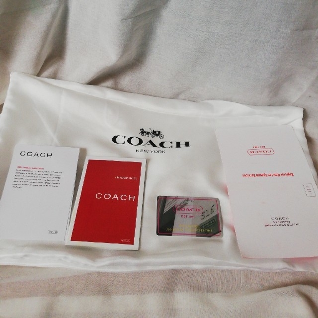 COACH(コーチ)のCOACH　リバーシブルトートバッグ　新品　ピンク　ボタニカル柄 レディースのバッグ(トートバッグ)の商品写真