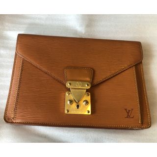 ルイヴィトン(LOUIS VUITTON)のルイ ヴィトン セカンドバック ベージュ エピ ゴールド金具 お買得(セカンドバッグ/クラッチバッグ)