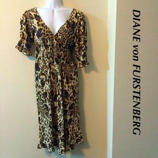 ダイアンフォンファステンバーグ(DIANE von FURSTENBERG)のDVF⭐️リラックスデザインワンピース(ひざ丈ワンピース)