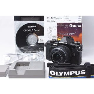 オリンパス(OLYMPUS)の★美品★ OLYMPUS OM-D E-M5 MarkⅡ標準レンズセ(ミラーレス一眼)
