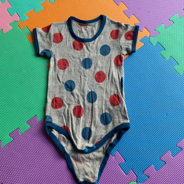 ベビー服 下着ロンパースTシャツ 90 キッズ/ベビー/マタニティのキッズ服男の子用(90cm~)(下着)の商品写真