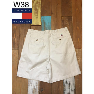 トミーヒルフィガー(TOMMY HILFIGER)の３９３８３　アメリカ 輸入　トミーヒルフィガー　Lベージュ　W３８(ショートパンツ)