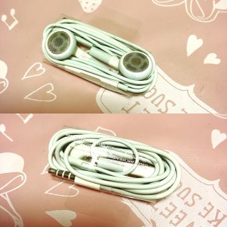 アイフォーン(iPhone)のiPhone♡新品♡未使用♡純正♡Apple♡イヤホン♡iPhone4S(ヘッドフォン/イヤフォン)