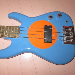 FLEA BASS　ショートスケール(エレキベース)