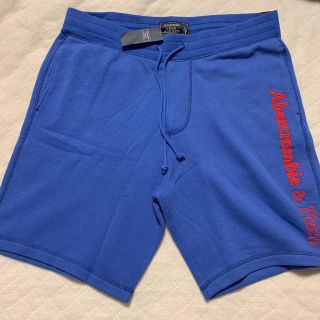 アバクロンビーアンドフィッチ(Abercrombie&Fitch)の新品 アバクロンビー&フィッチ アップリケロゴショートパンツ ブルー Lサイズ(ショートパンツ)