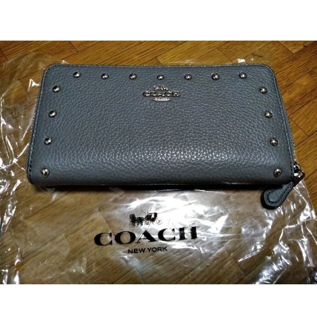 コーチ 長財布 COACH エッジ スタッズ  アコーディオンラウンドファスナー