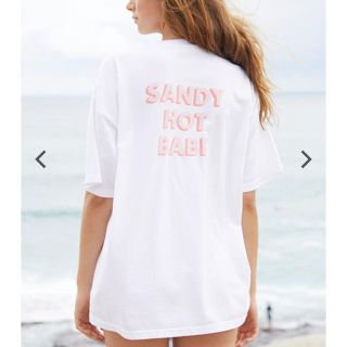 アリシアスタン(ALEXIA STAM)のALEXIA STAM SANDY HOT BABE Logo Tee(Tシャツ(半袖/袖なし))